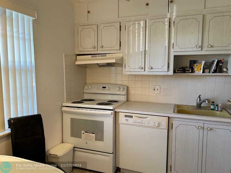 7877 Golf Circle Drive, Unit 211, Margate, FL 33063 Photo