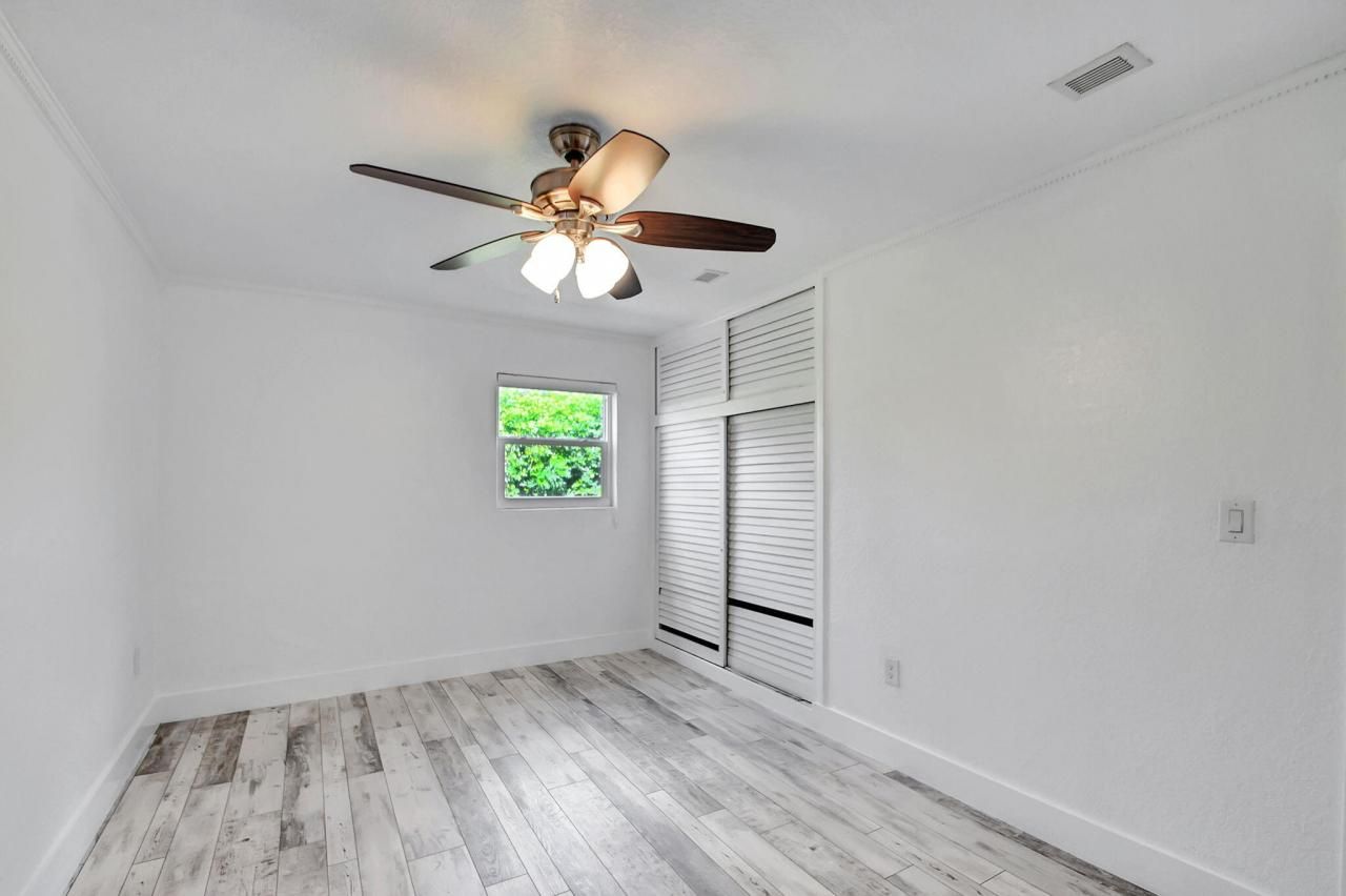 2478 Kentucky Street, West Palm Beach, FL 33406 Photo