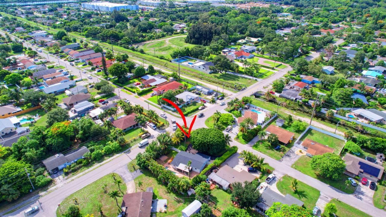 2478 Kentucky Street, West Palm Beach, FL 33406 Photo