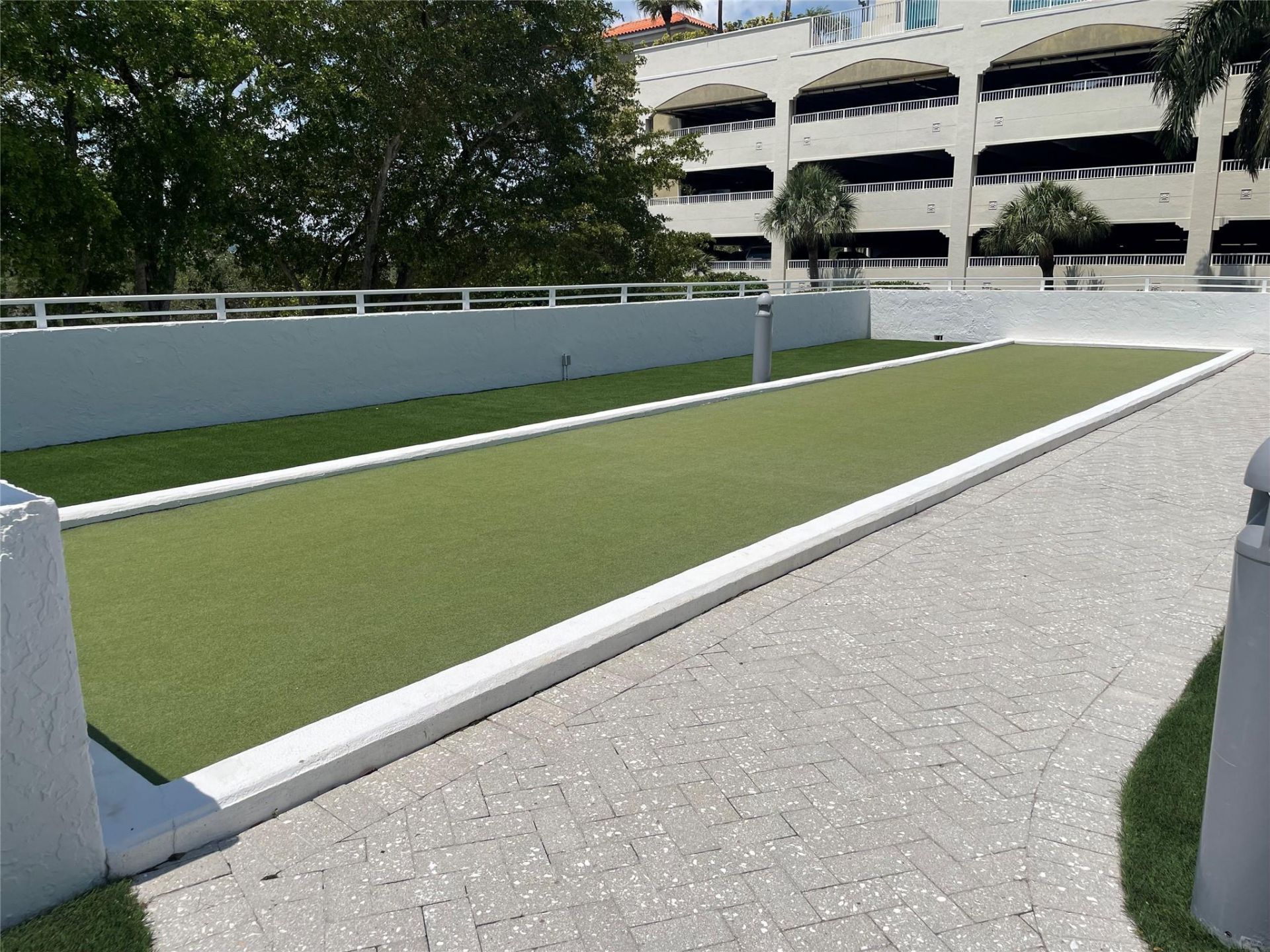 3015 N Ocean Boulevard, Unit 18J, Fort Lauderdale, FL 33308 Photo