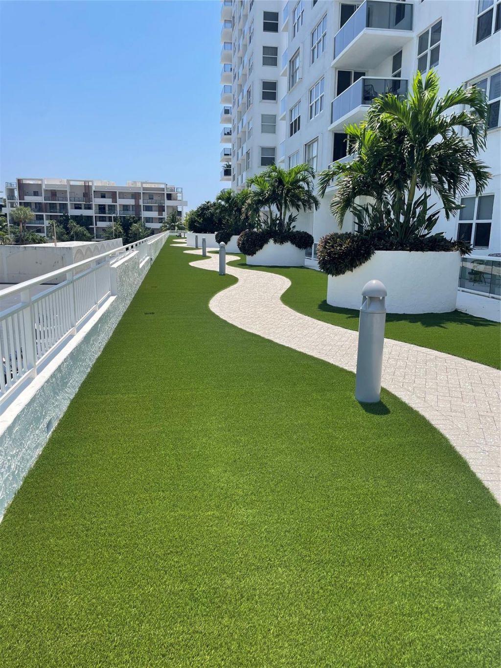 3015 N Ocean Boulevard, Unit 18J, Fort Lauderdale, FL 33308 Photo