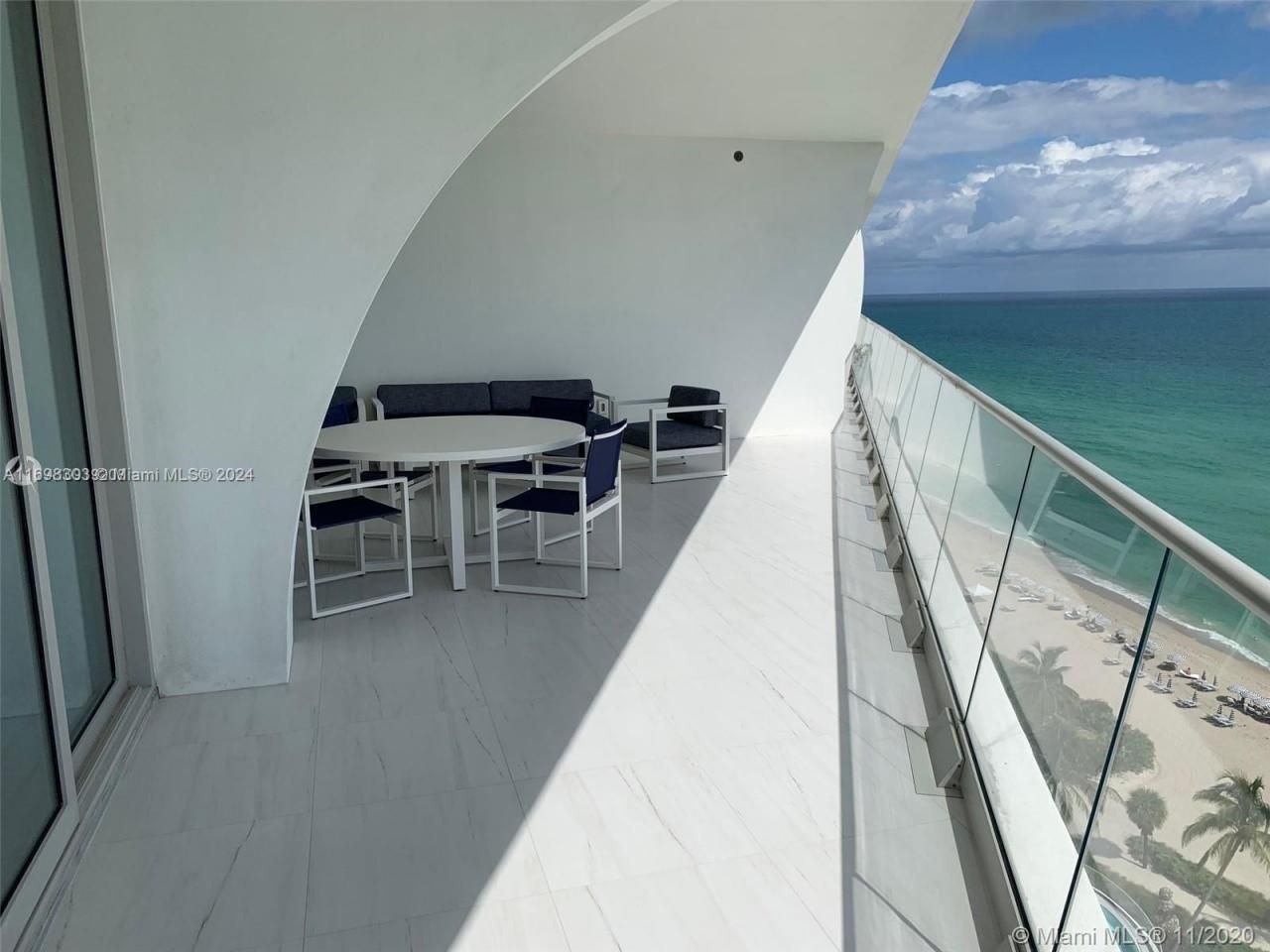 16901 Collins Ave, Unit 1402, Sunny Isles Beach, FL 33160 Photo