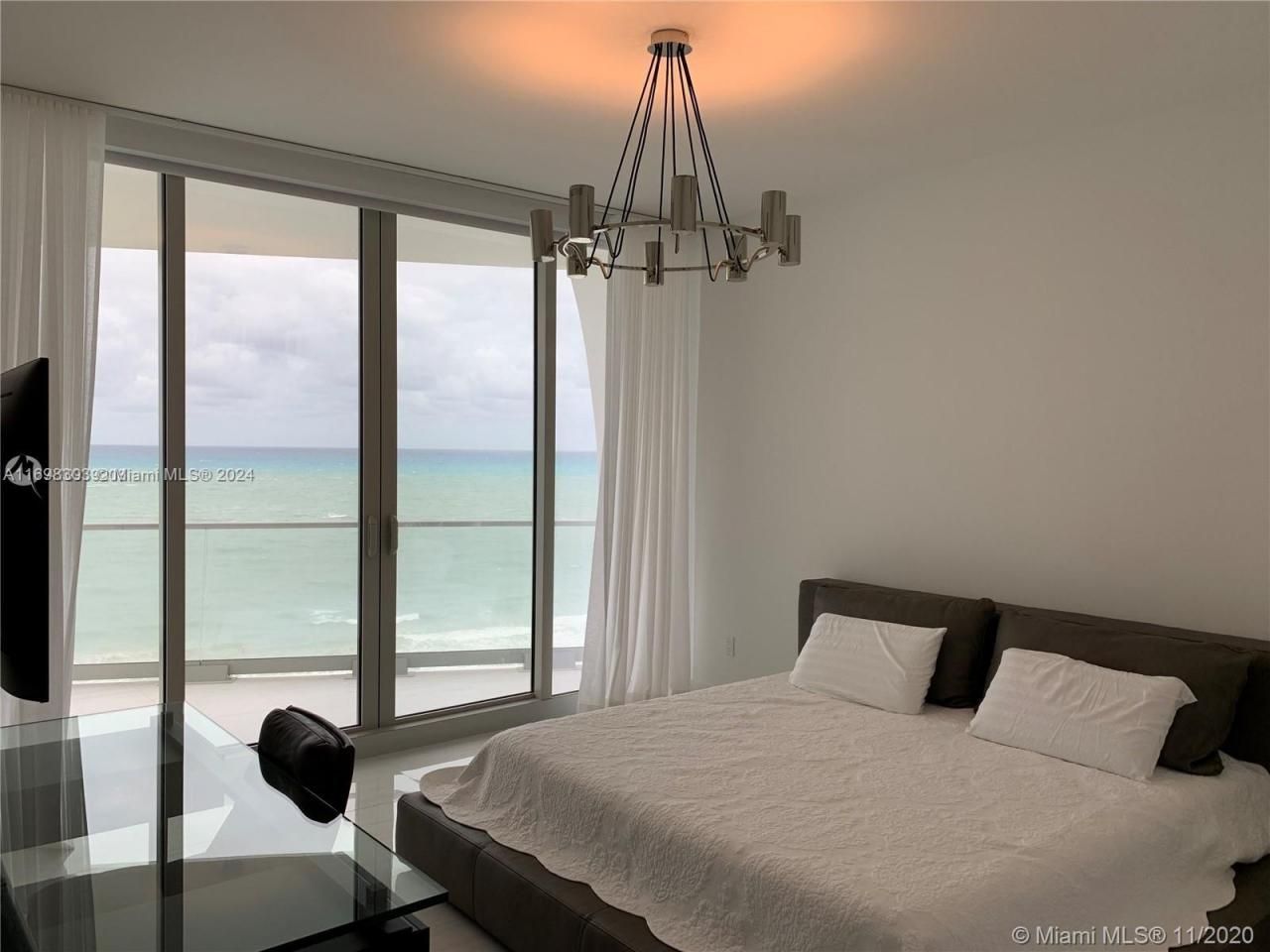 16901 Collins Ave, Unit 1402, Sunny Isles Beach, FL 33160 Photo