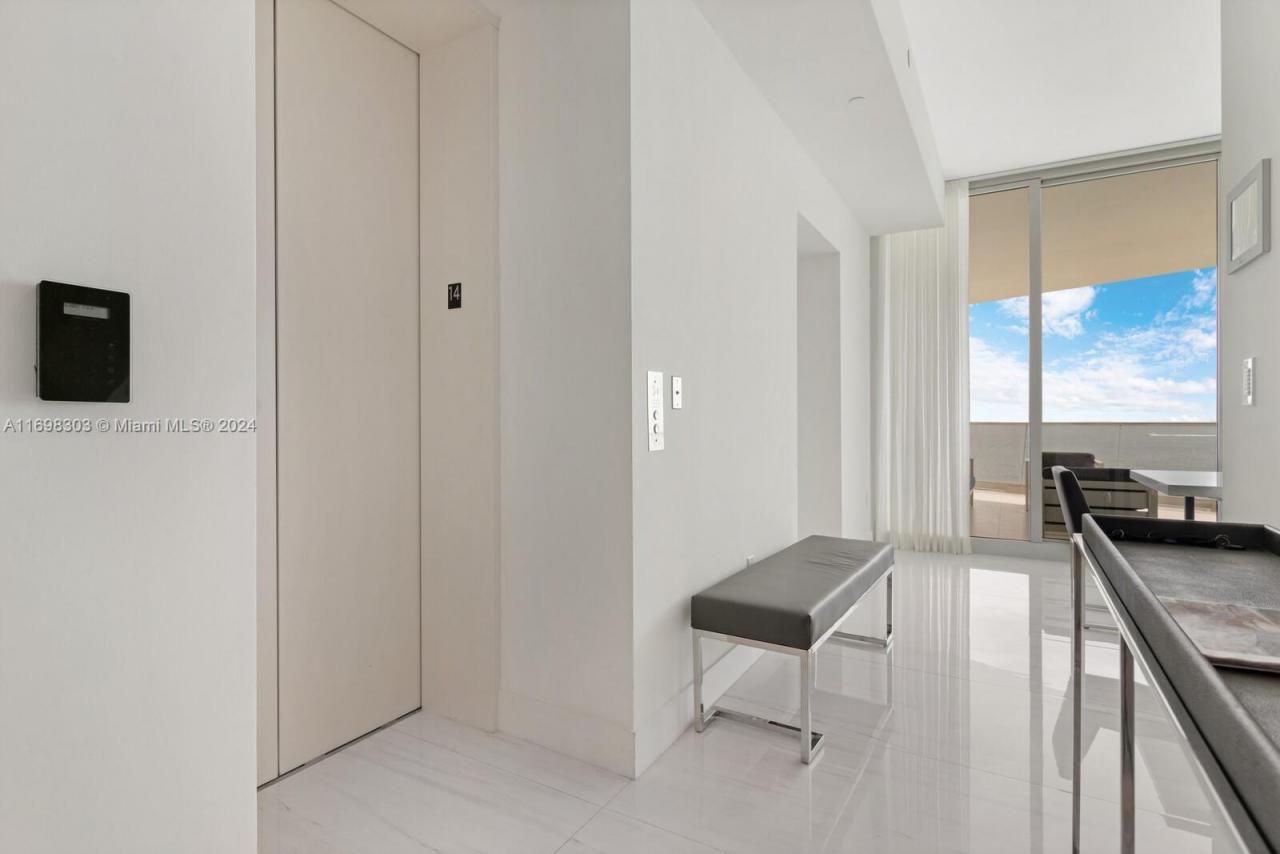 16901 Collins Ave, Unit 1402, Sunny Isles Beach, FL 33160 Photo