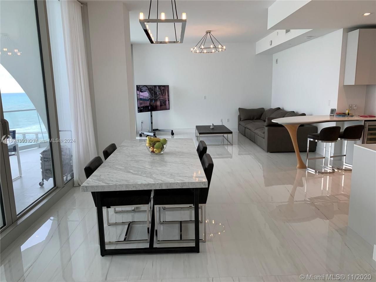 16901 Collins Ave, Unit 1402, Sunny Isles Beach, FL 33160 Photo