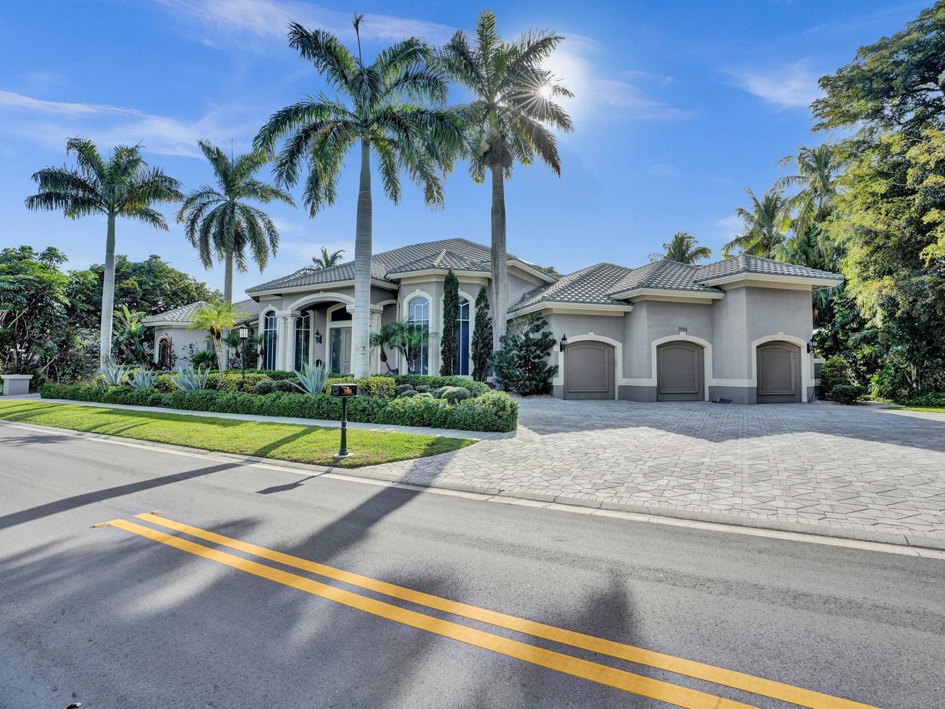 7988 Mandarin Drive, Boca Raton, FL 33433 Photo
