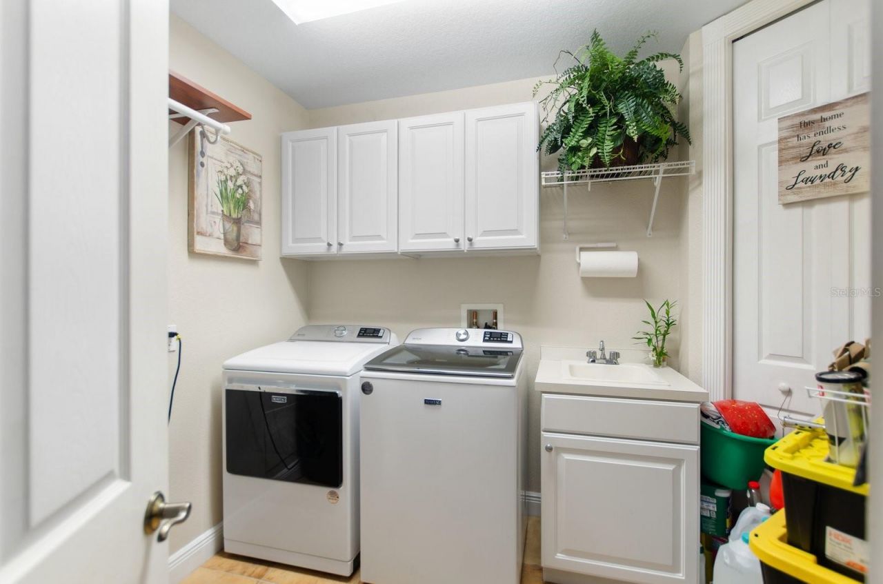 5209 Manorwood Drive, Unit 3A, Sarasota, FL 34235 Photo