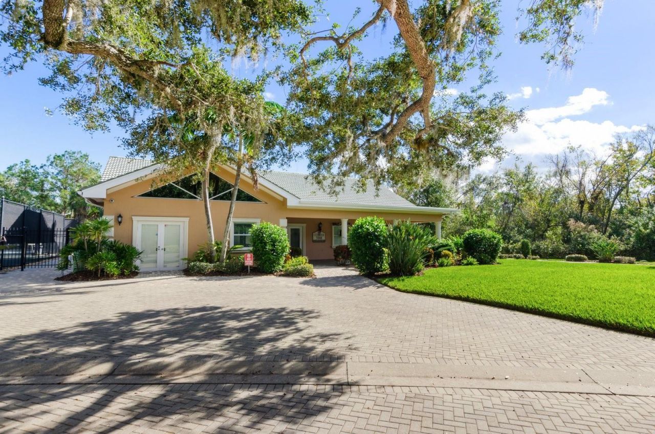 5209 Manorwood Drive, Unit 3A, Sarasota, FL 34235 Photo