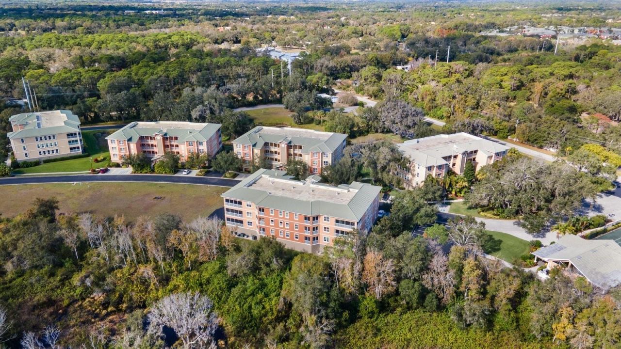 5209 Manorwood Drive, Unit 3A, Sarasota, FL 34235 Photo
