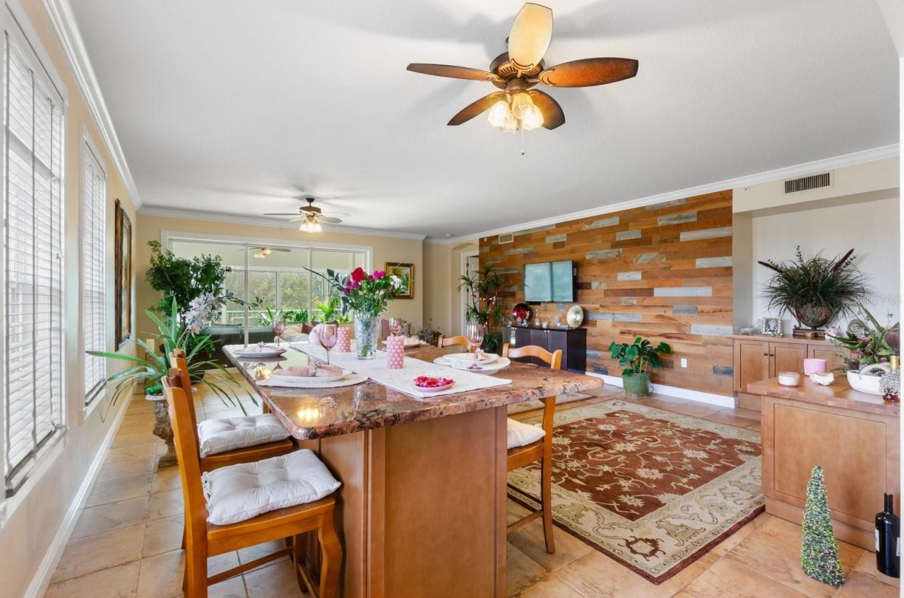 5209 Manorwood Drive, Unit 3A, Sarasota, FL 34235 Photo