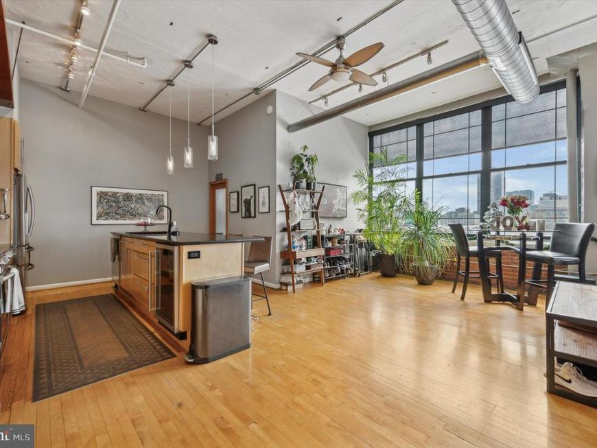 314-22 N 12th Street, Unit 805, Philadelphia, PA 19107 Main Photo