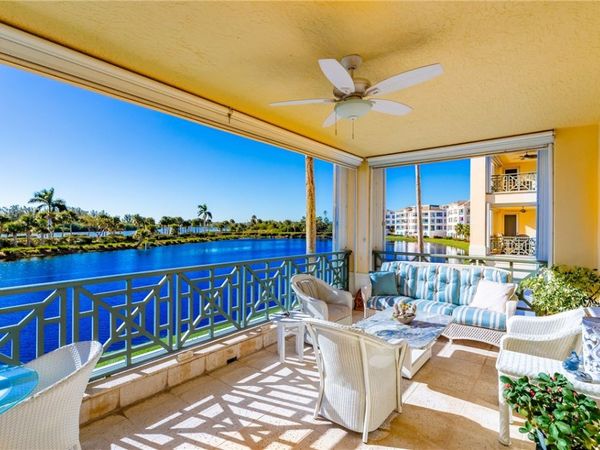 9019 Somerset Bay Lane, Unit 202, Vero Beach, FL 32963