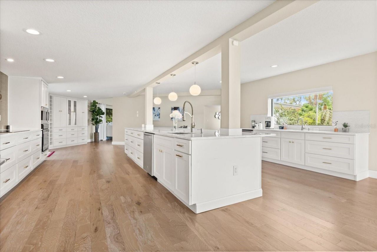 12550 Lakeshore Drive, Clermont, FL 34711 Photo