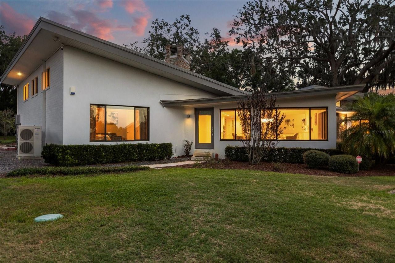 12550 Lakeshore Drive, Clermont, FL 34711 Photo