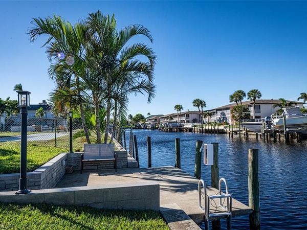 843 SE 46th LN, Unit 1, CAPE CORAL, FL 33904