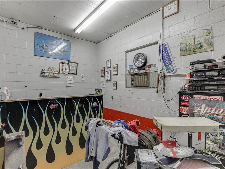 Property Image 9