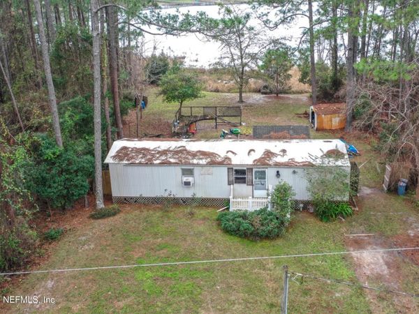 133 MULLIS Avenue, Interlachen, FL 32148