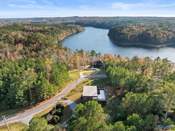 484 Rock Creek Penninsula, Arley, AL 35541