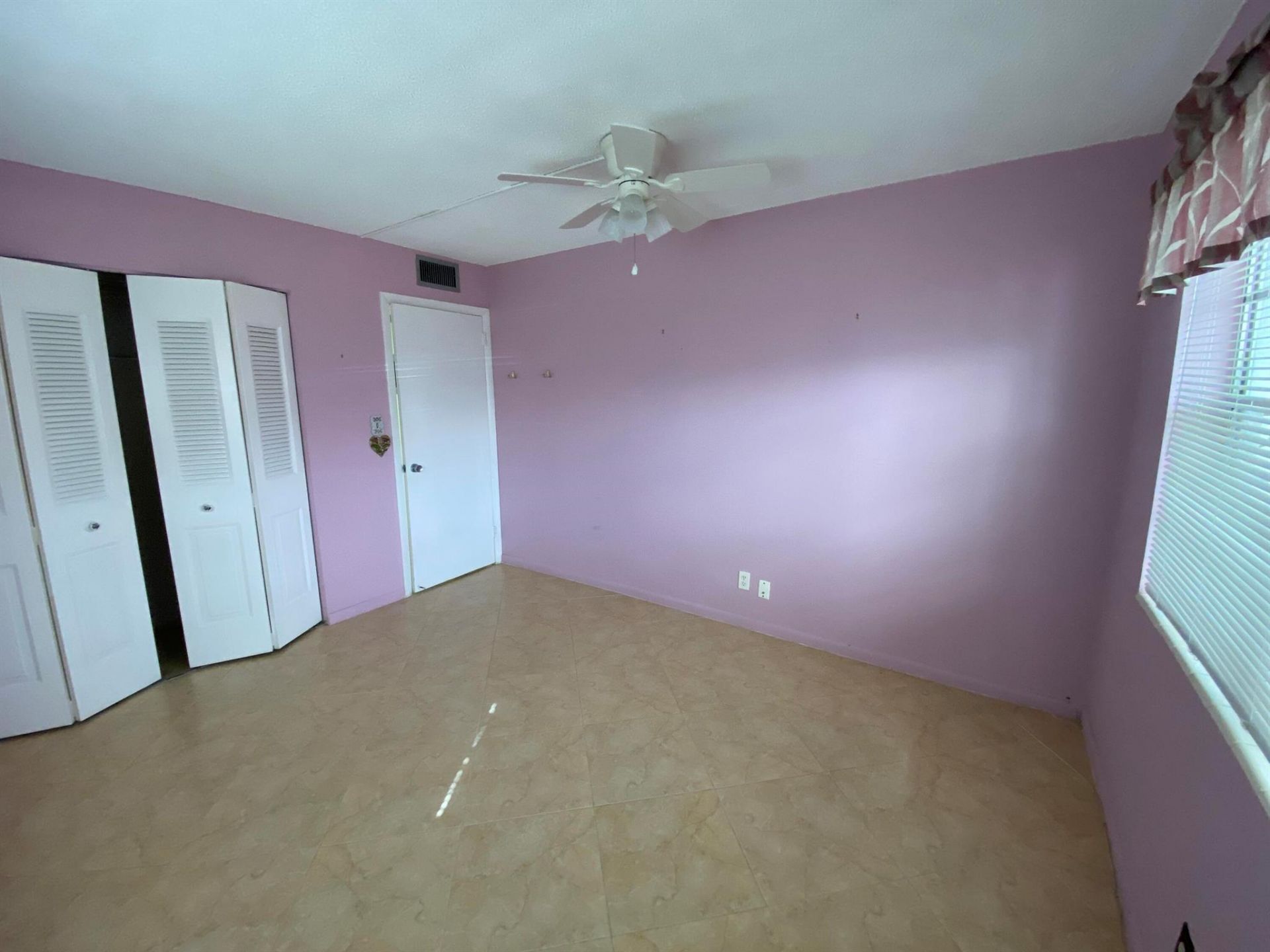 95 Cambridge E, Unit 95, West Palm Beach, FL 33417 Photo