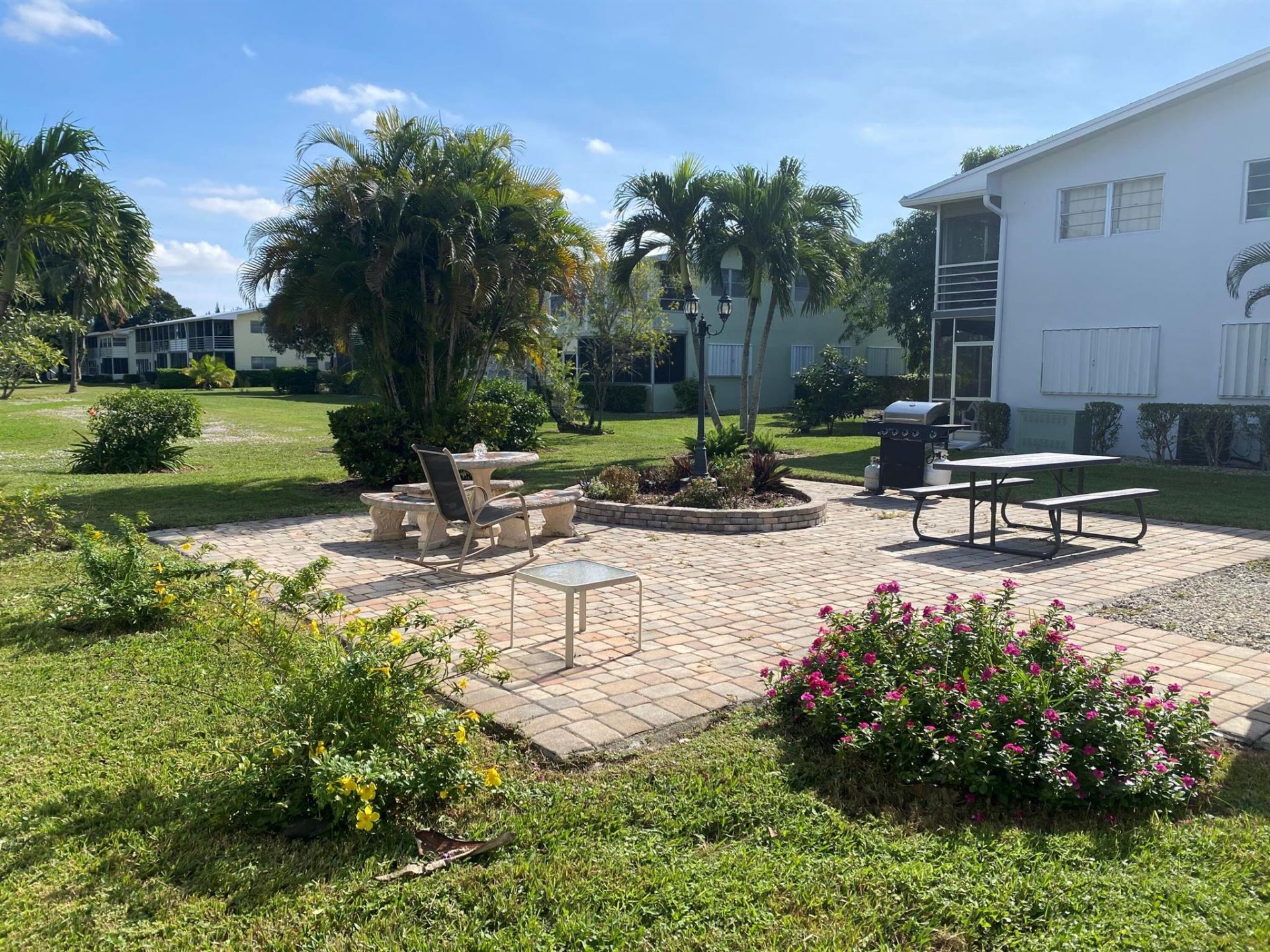 95 Cambridge E, Unit 95, West Palm Beach, FL 33417 Photo