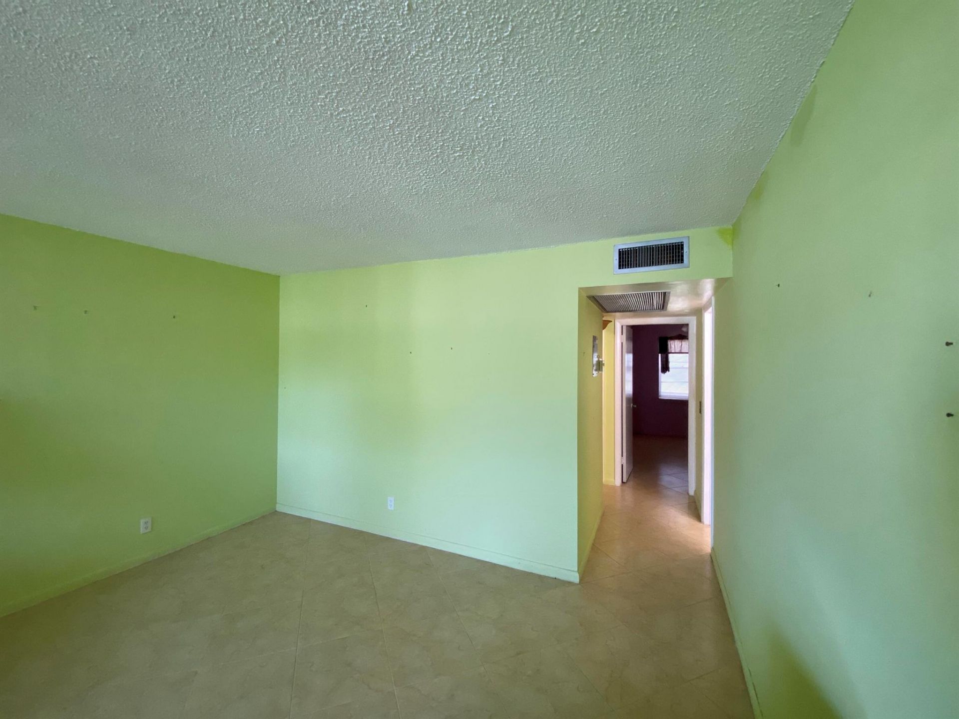 95 Cambridge E, Unit 95, West Palm Beach, FL 33417 Photo