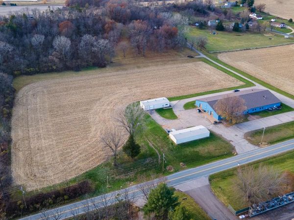 16771 S 15th St, Galesville, WI 54630