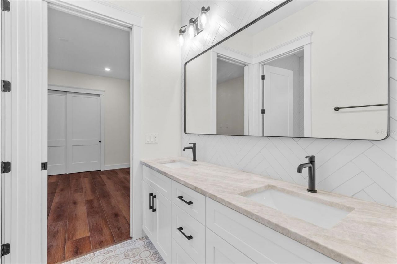 3819 71st Street N, Saint Petersburg, FL 33709 Photo