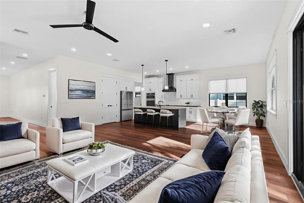 3819 71st Street N, Saint Petersburg, FL 33709 Photo