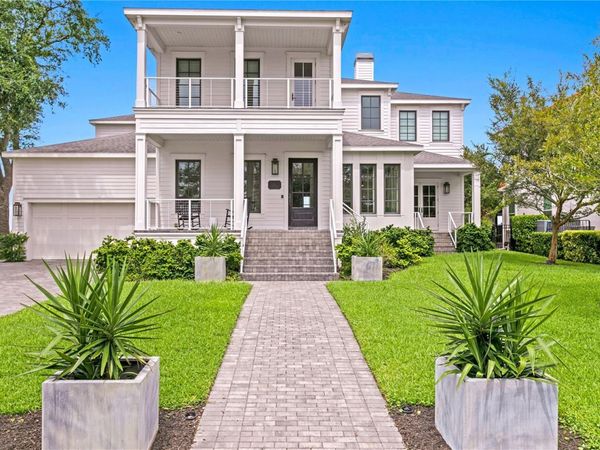 5811 MARINER STREET, TAMPA, FL 33609