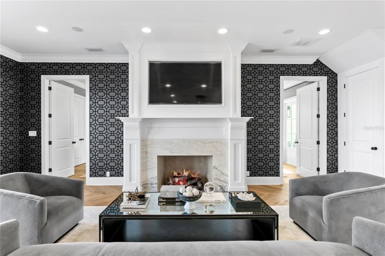 5811 Mariner Street, Tampa, FL 33609 Photo