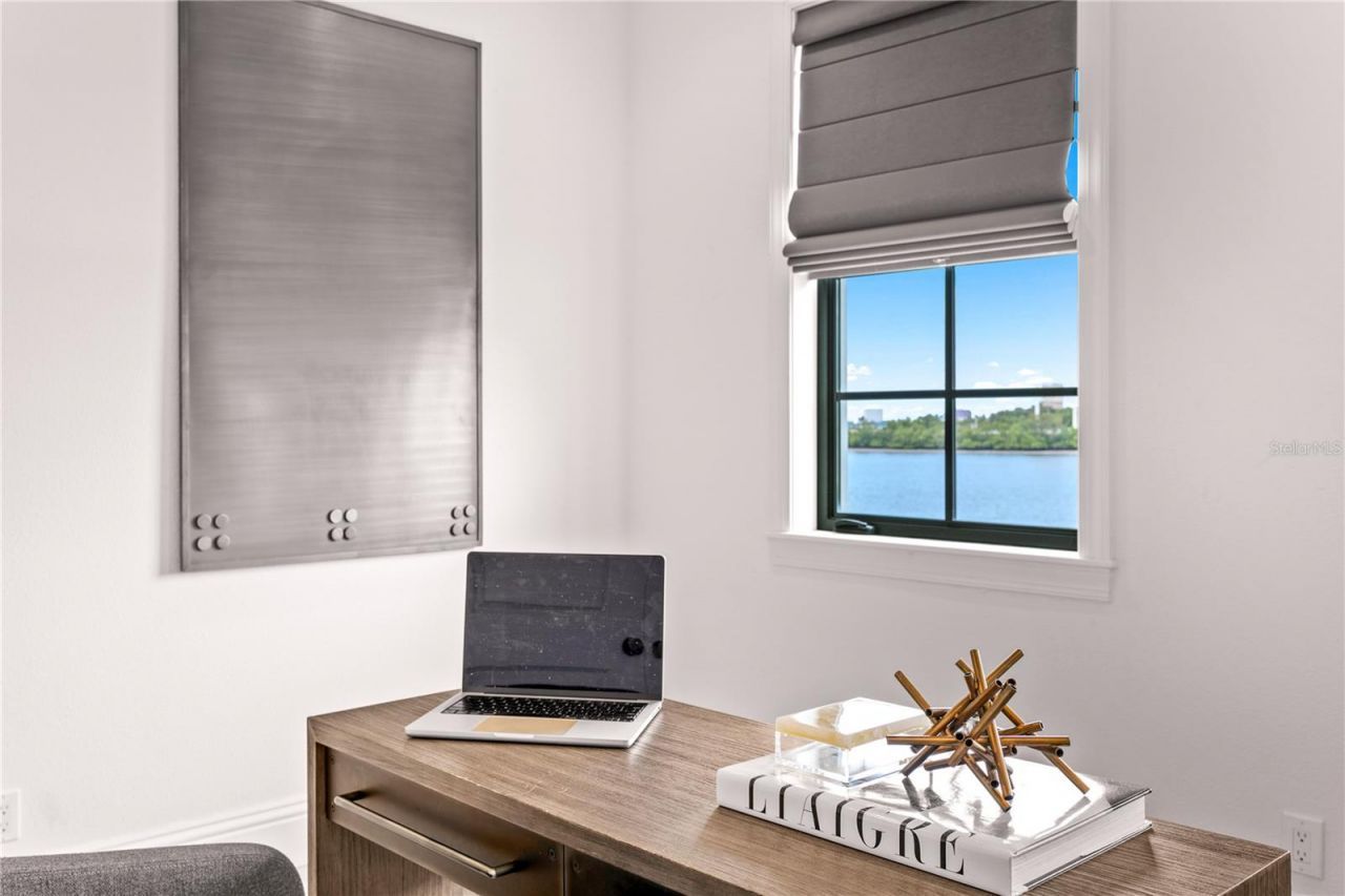 5811 Mariner Street, Tampa, FL 33609 Photo