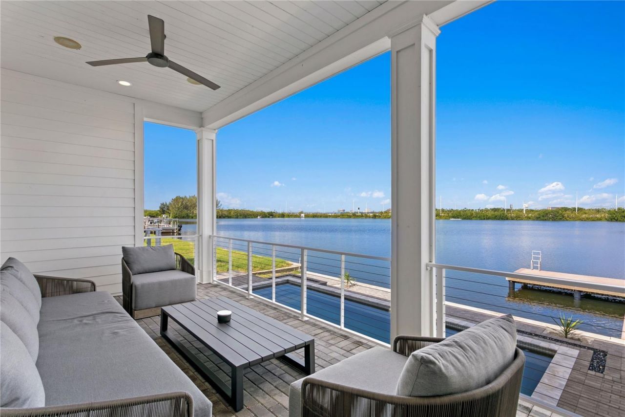 5811 Mariner Street, Tampa, FL 33609 Photo