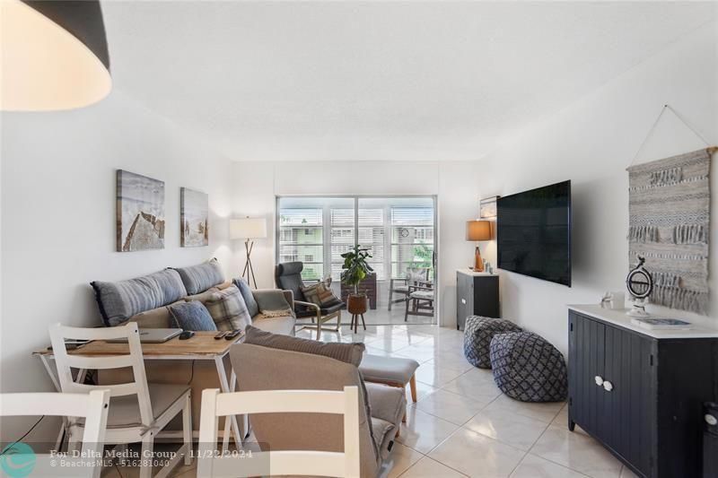 3051 NW 46th Avenue, Unit 407, Lauderdale Lakes, FL 33313 Photo