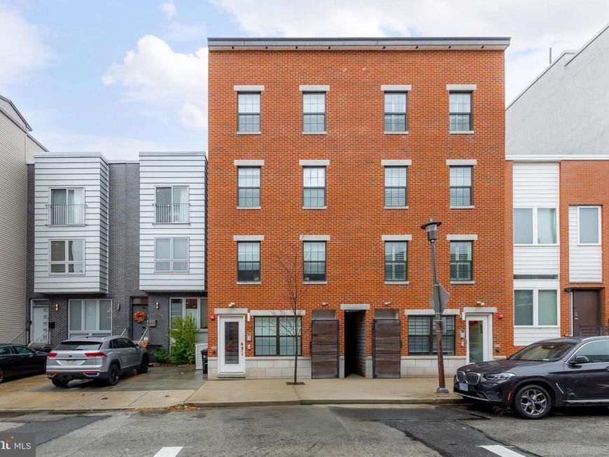 938 40 N Marshall Street, Unit 3, Philadelphia, PA 19123 Main Photo