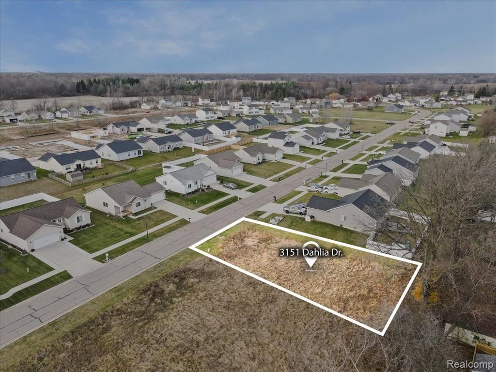 3151 Dahlia Drive, Burton, MI 48519 Main Photo
