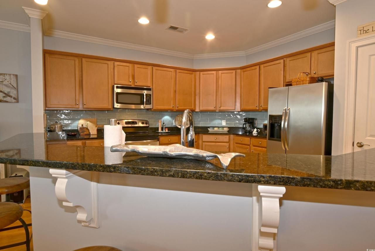 1090 Bridgeview Lane Photo 11