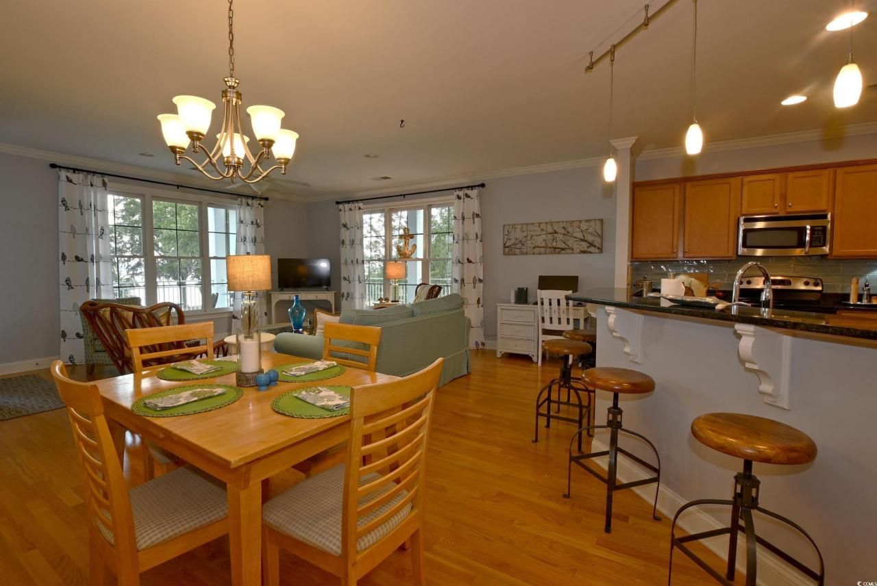 1090 Bridgeview Lane Photo 15