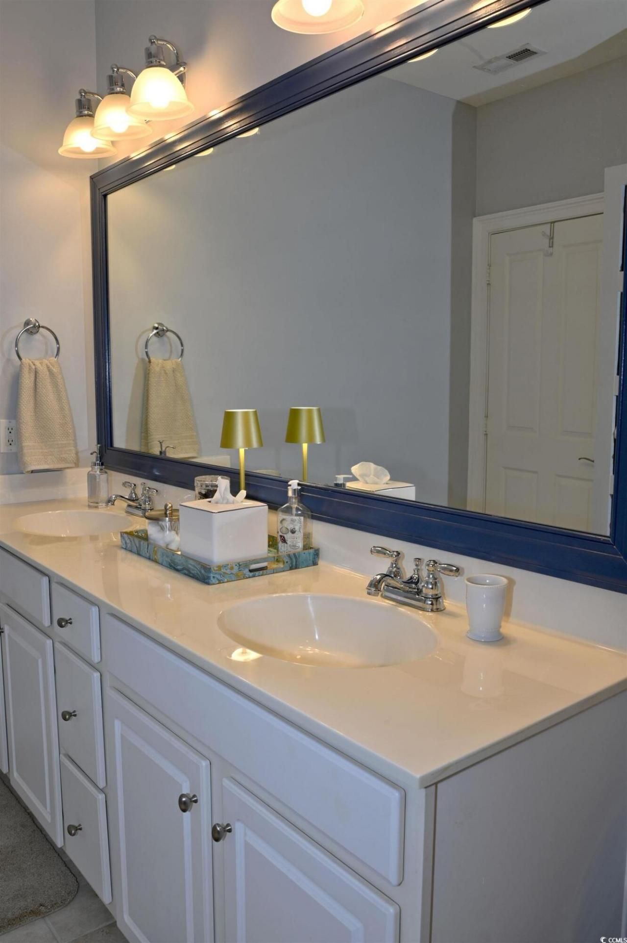 1090 Bridgeview Lane Photo 21