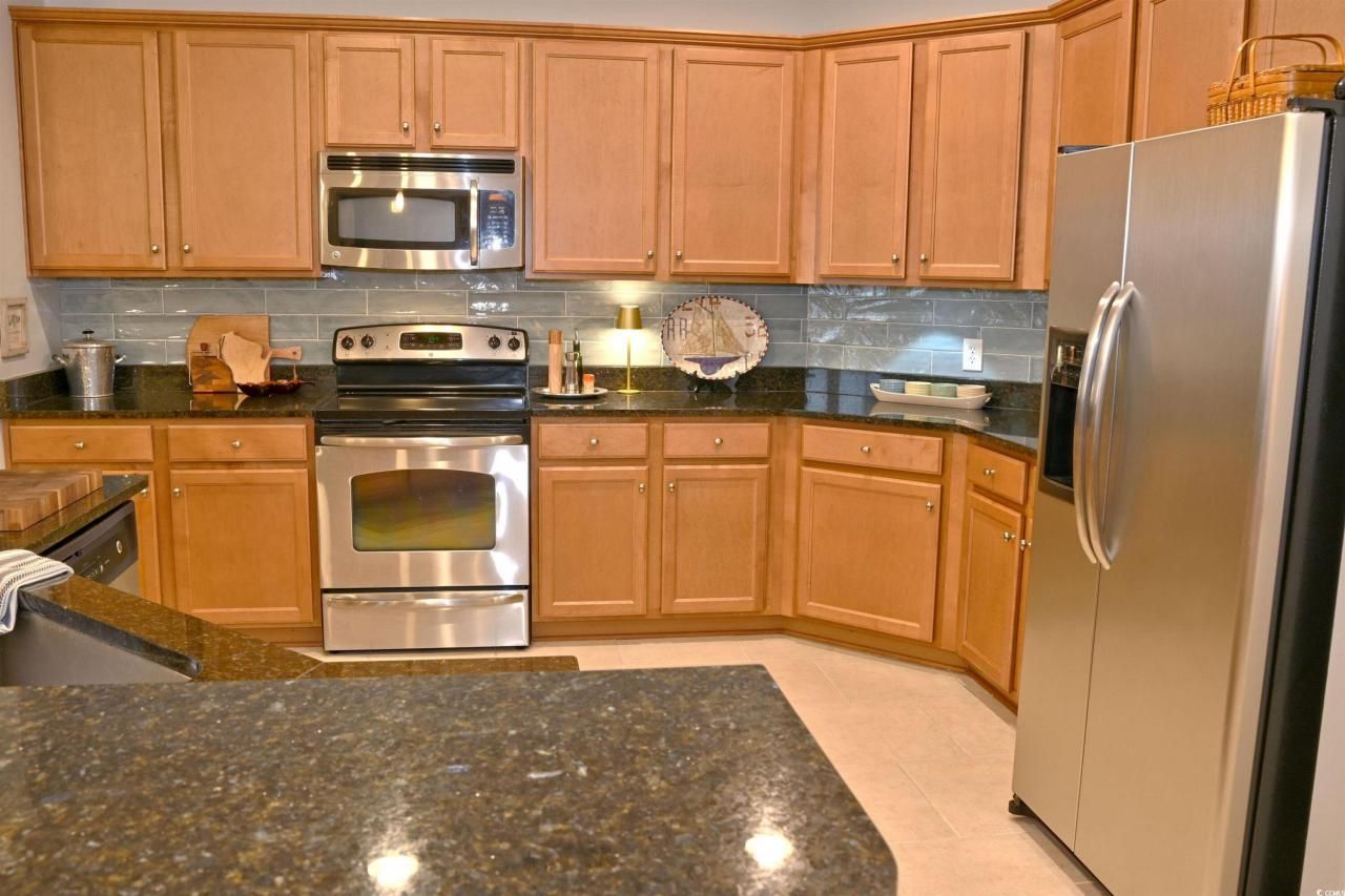 1090 Bridgeview Lane Photo 7