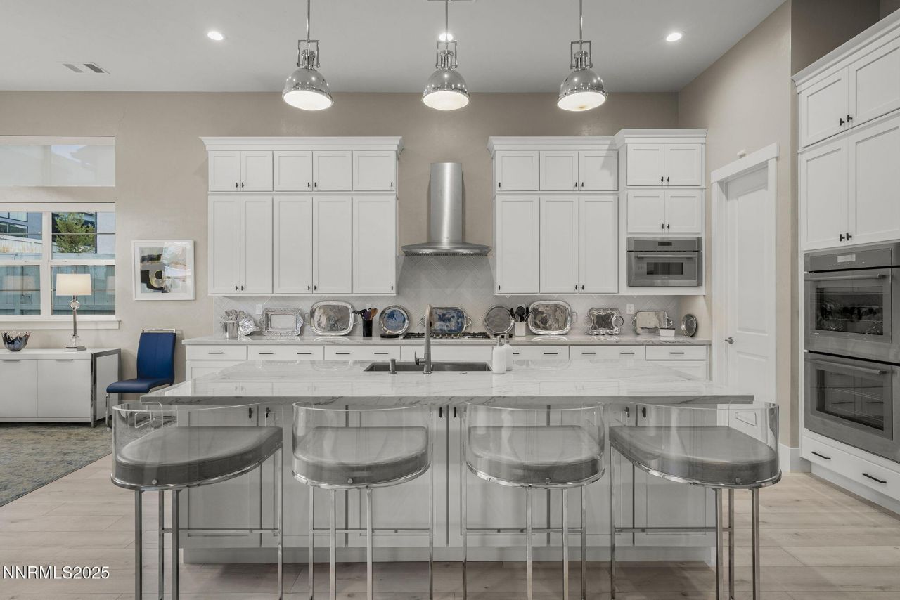 718 W Pleasant Oak Trail, Reno, NV 89511 Photo