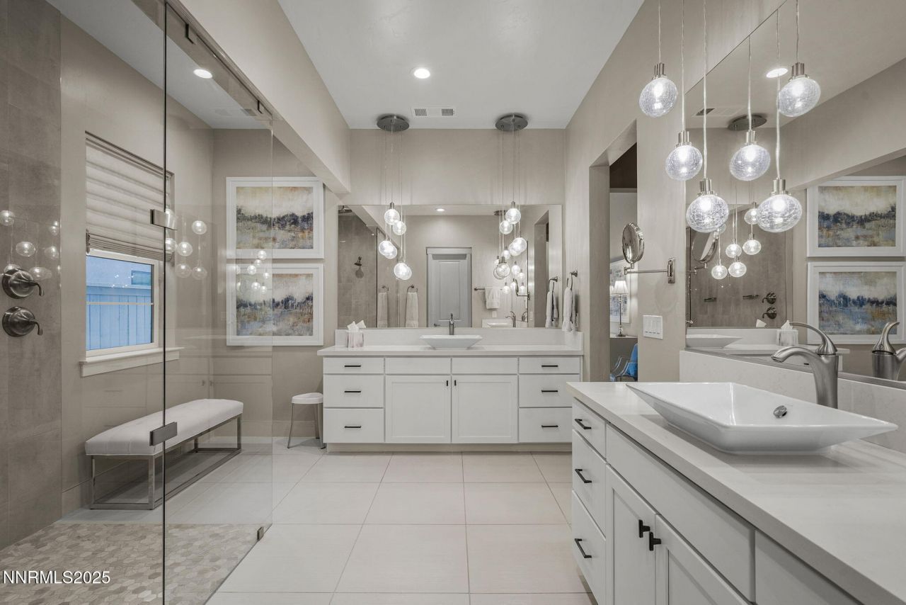 718 W Pleasant Oak Trail, Reno, NV 89511 Photo