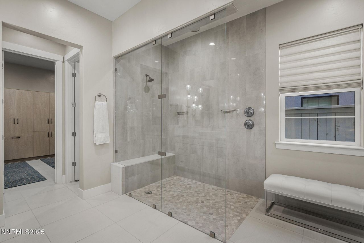 718 W Pleasant Oak Trail, Reno, NV 89511 Photo