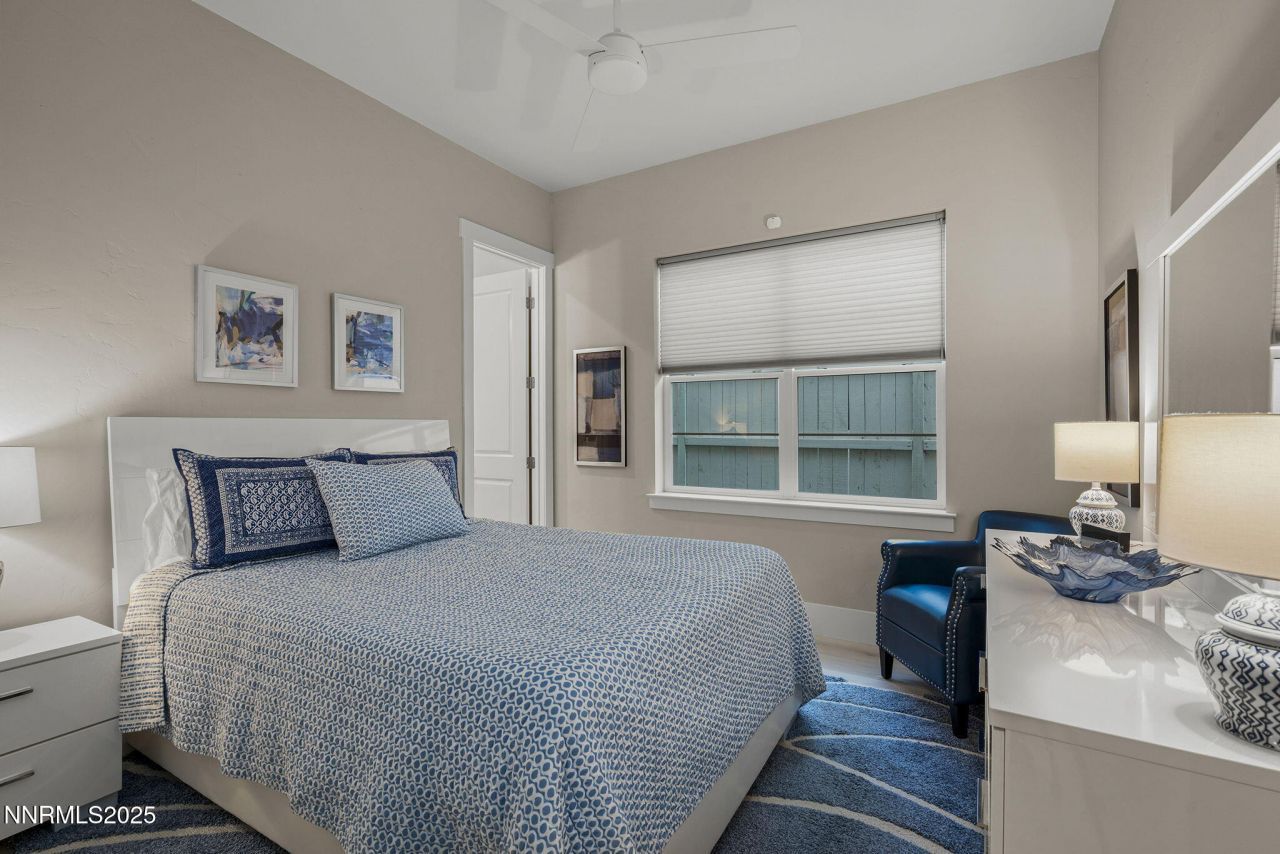 718 W Pleasant Oak Trail, Reno, NV 89511 Photo