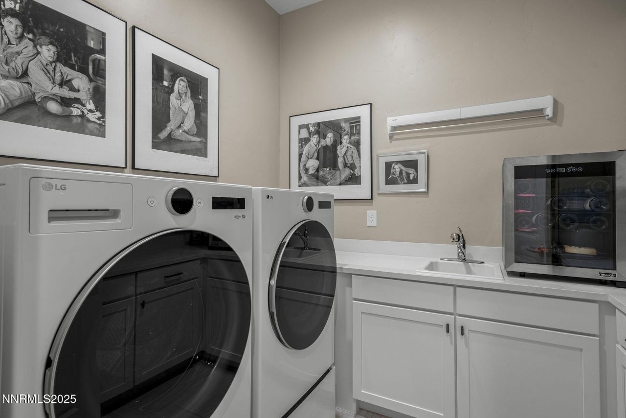 718 W Pleasant Oak Trail, Reno, NV 89511 Photo