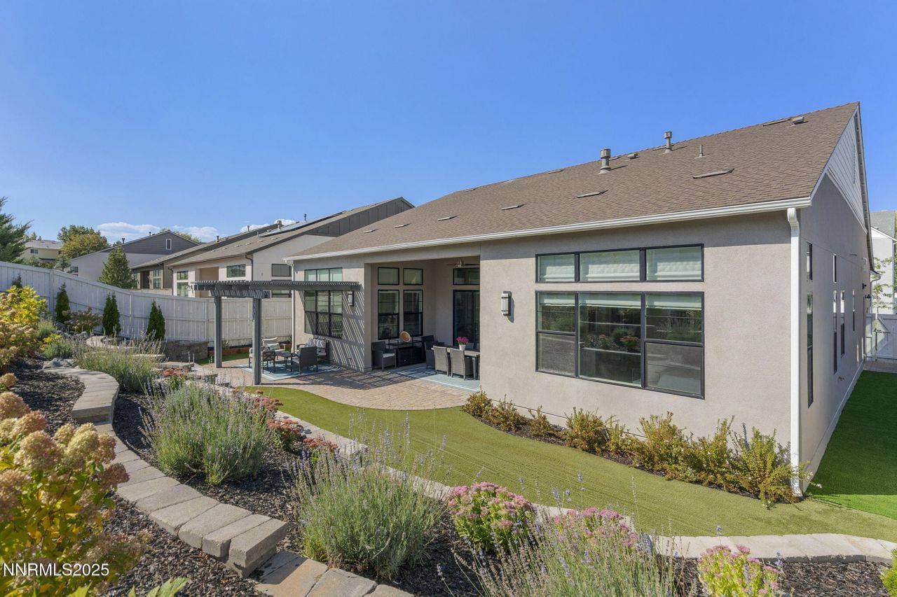 718 W Pleasant Oak Trail, Reno, NV 89511 Photo