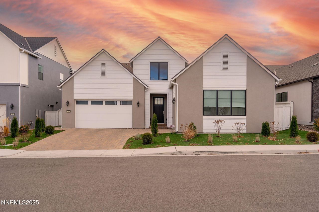 718 W Pleasant Oak Trail, Reno, NV 89511 Photo