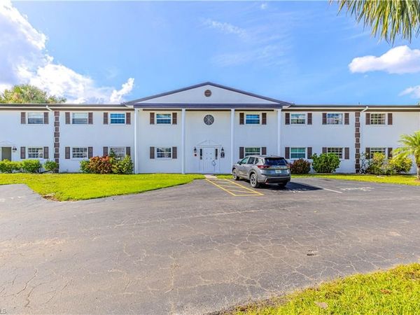7043 New Post DR, Unit 7, NORTH FORT MYERS, FL 33917