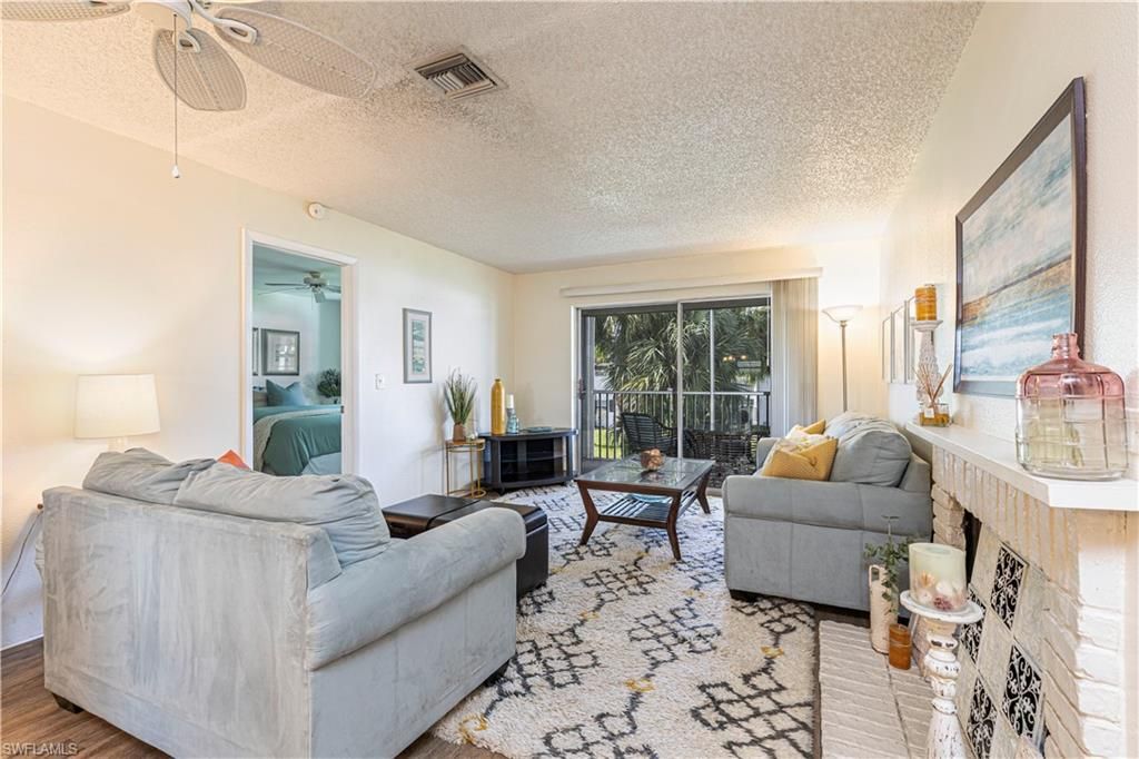 7043 New Post Dr, Unit 7, North Fort Myers, FL 33917 Photo