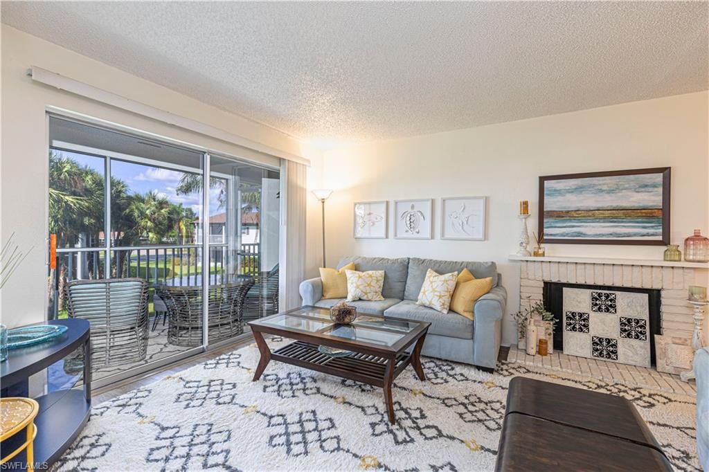 7043 New Post Dr, Unit 7, North Fort Myers, FL 33917 Photo