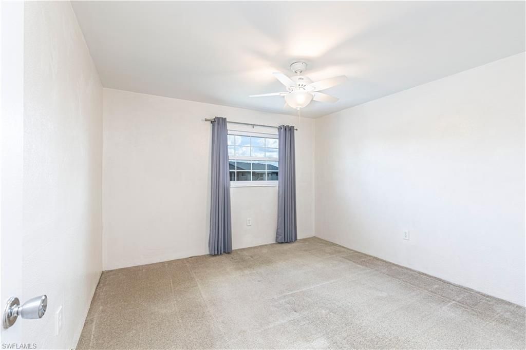 7043 New Post Dr, Unit 7, North Fort Myers, FL 33917 Photo